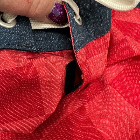 QUICKSILVER RED CHECKERBOARD WITH BLUE WAISTBAND BOARD SHORTS - Picture 4 of 13